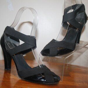 $450 Stuart Weitzman Criss Coss Strap 3.5" Patent Heel Shoes Sandals Sz 9